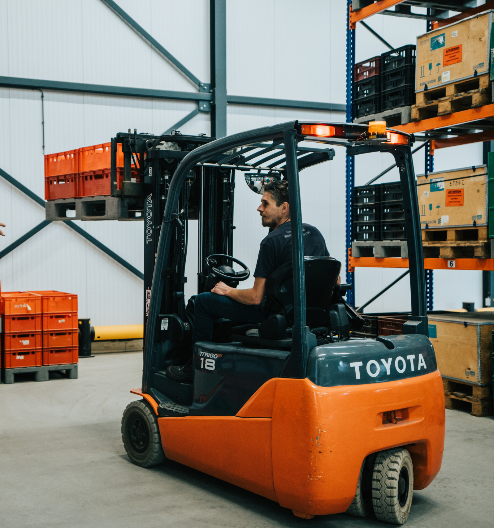 Deze heftruck mag zonder kenteken op de openbrae weg